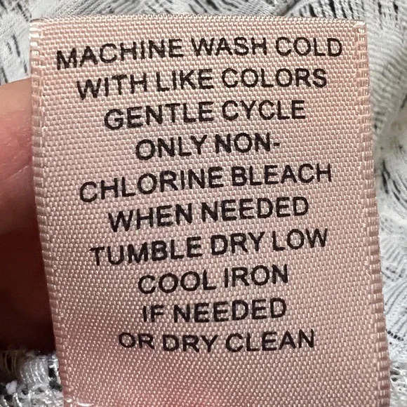 Black, grey, and white patterned blazer by philosophy, size medium - Picture 5 of 8